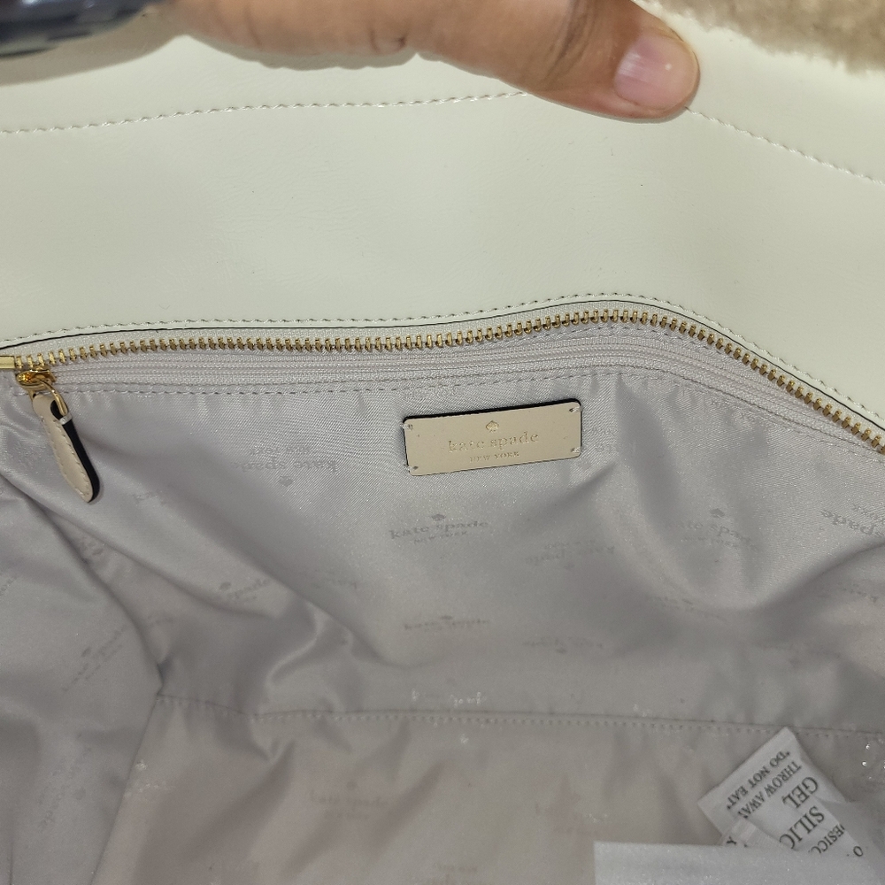 KATE SPADE Cream and Beige Tote Bag - Picture 2 of 6